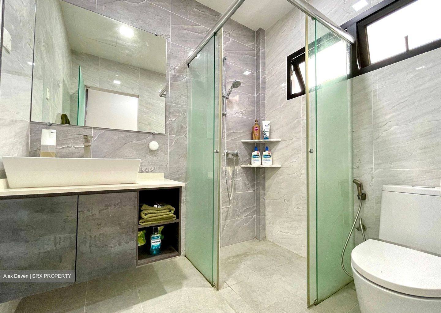 Jalan Remaja (D23), Terrace #354609721